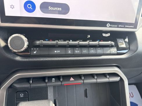 Used 2023 Toyota Tundra SR5 w/ SR5 Premium Package image 19