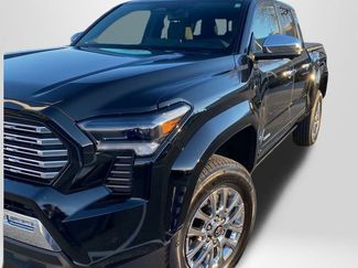 Used 2024 Toyota Tacoma Limited video 2