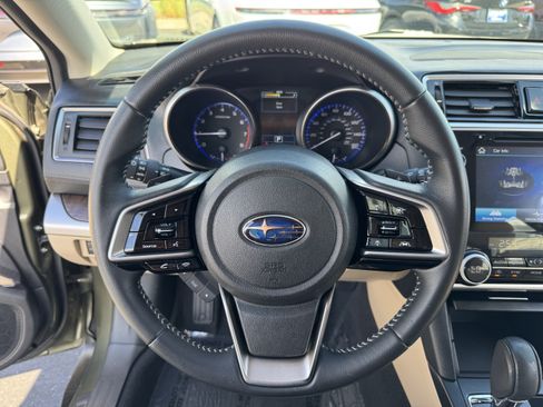 Used 2018 Subaru Outback 3.6R Limited AWD/4WD image 17