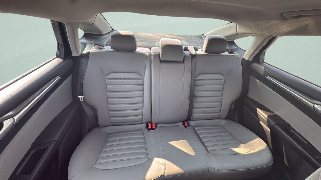 Used 2014 Ford Fusion S FWD image 14