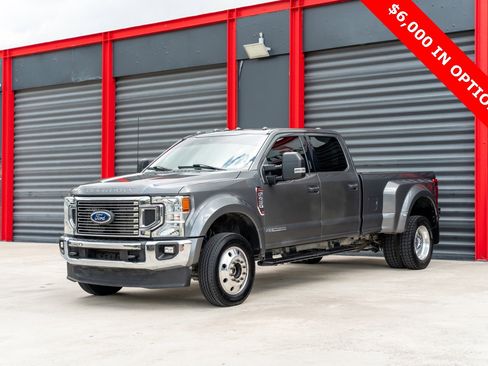 Used 2022 Ford F450 XLT w/ XLT Value Package image 1