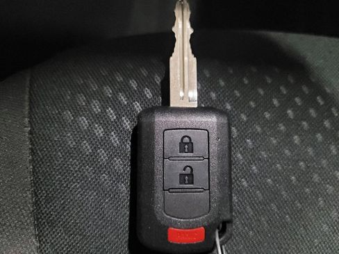 Used 2019 Mitsubishi Mirage G4 ES FWD image 32