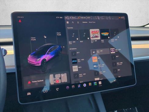 Used 2023 Tesla Model 3 Standard Range RWD image 15