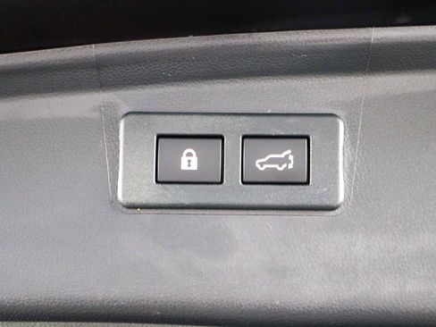 Used 2023 Subaru Outback Limited XT AWD/4WD image 30