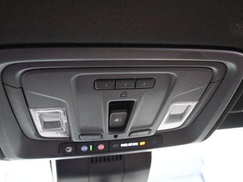 Used 2023 Chevrolet Silverado 1500 High Country w/ Technology Package image 37