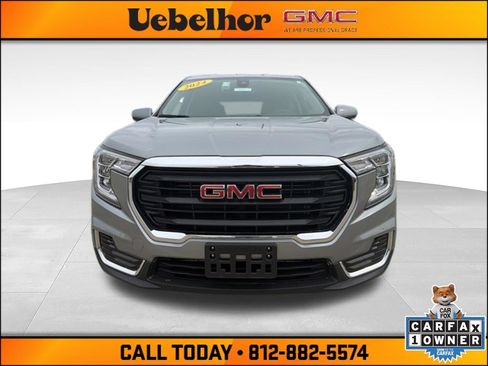 Used 2024 GMC Terrain SLE AWD/4WD image 11