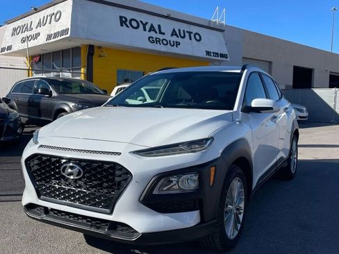 Used 2020 Hyundai Kona SEL image 1