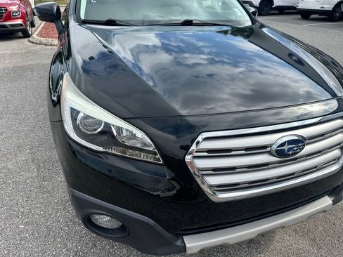 Used 2017 Subaru Outback 2.5i Limited w/ Popular Package #5 image 15