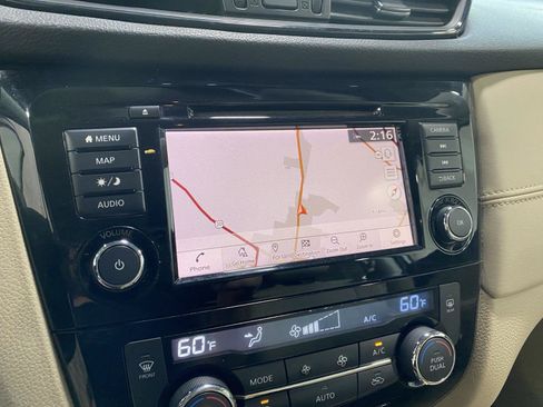 Used 2020 Nissan Rogue SL AWD/4WD image 24