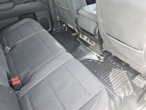 Used 2024 Chevrolet Silverado 3500 LT w/ Convenience Package image 11