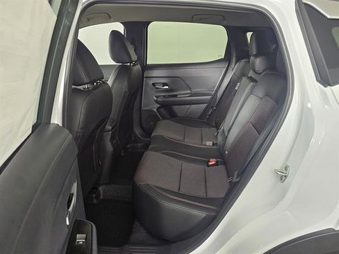 New 2026 Nissan Kicks SR w/ Cold Weather Package image 20