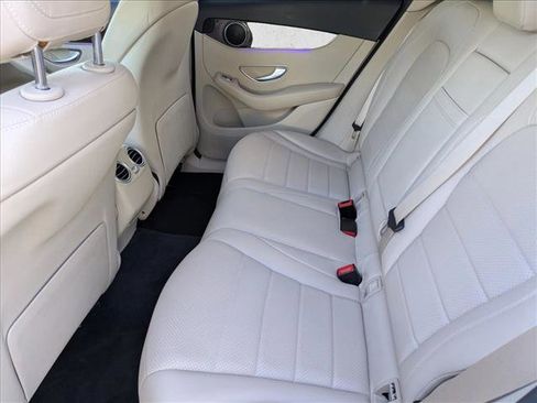 Used 2020 Mercedes-Benz GLC 300 image 17