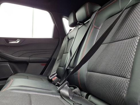 Used 2023 Ford Escape ST-Line Select image 6