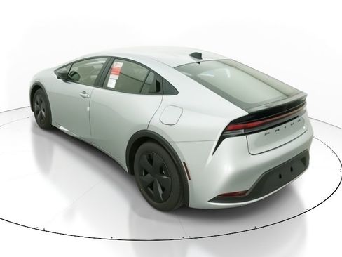 New 2026 Toyota Prius LE image 5