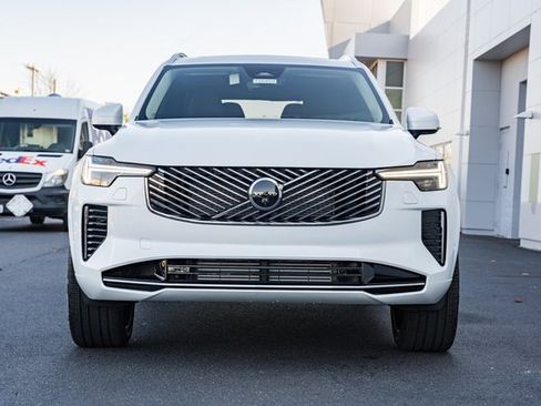 Used 2025 Volvo XC90 T8 Plus w/ Protection Package Premier image 2