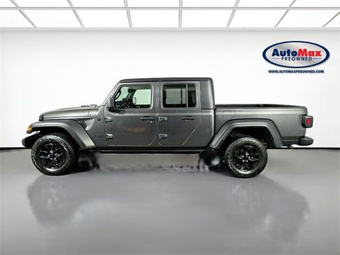 Used 2021 Jeep Gladiator Sport image 8