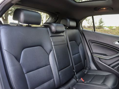 Used 2017 Mercedes-Benz GLA 250 image 19