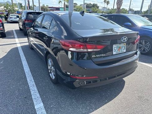 Used 2018 Hyundai Elantra SEL FWD image 7