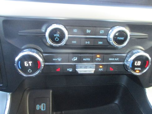 Used 2021 Ford F150 XLT w/ Equipment Group 302A High AWD/4WD image 13
