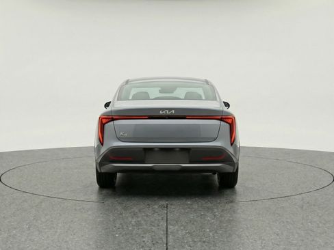 Used 2025 Kia K4 LXS image 7