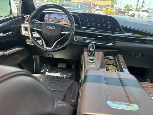 Used 2023 Cadillac Escalade Premium Luxury Platinum AWD/4WD image 21