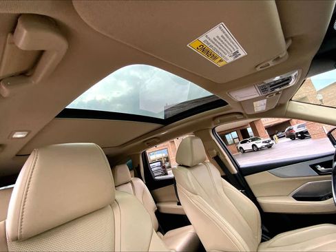 Used 2023 Acura MDX FWD w/ Technology Package image 10