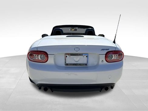 Used 2015 MAZDA MX-5 Miata Club image 7