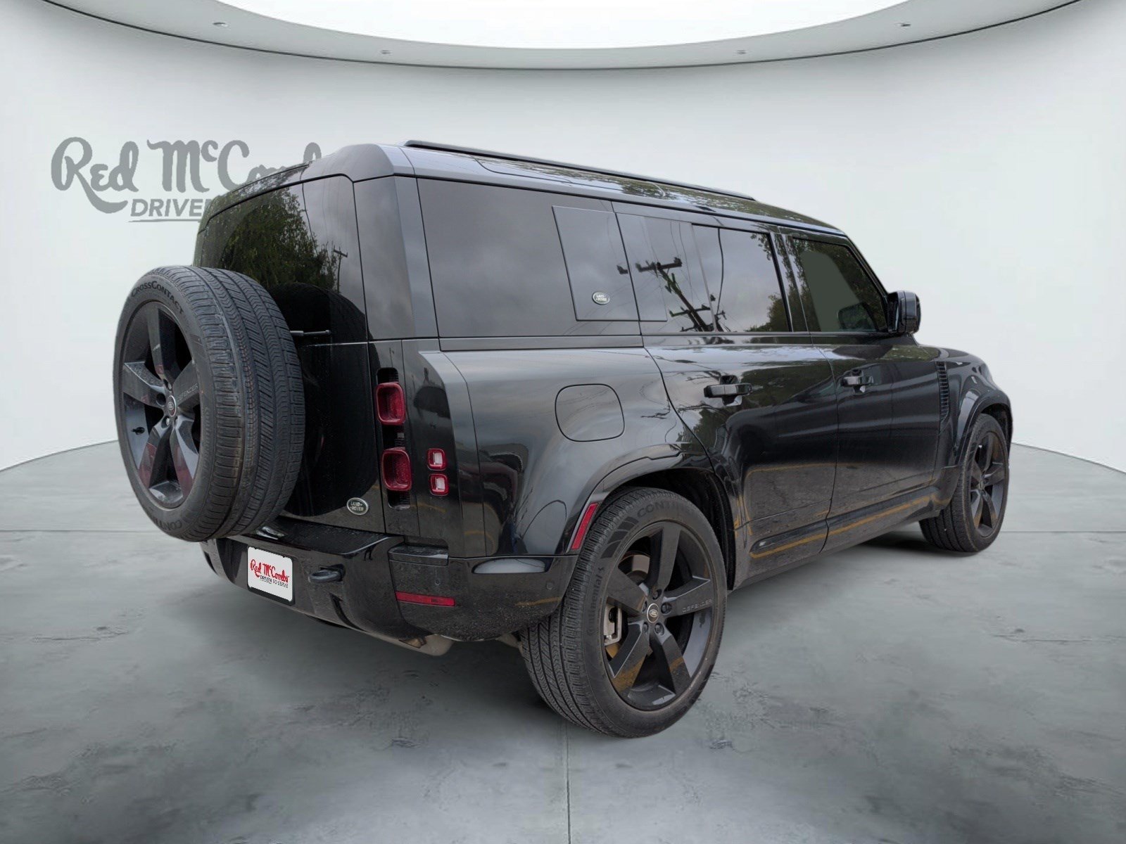 Used 2023 Land Rover Defender 110 X-Dynamic SE AWD/4WD image 5