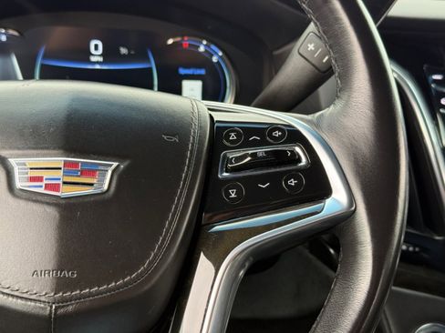 Used 2018 Cadillac Escalade Platinum image 26