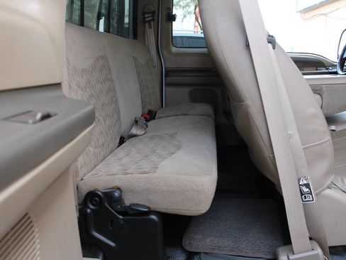 Used 2000 Ford F250 XLT image 34