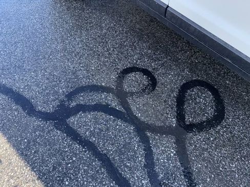 Used 2023 Jeep Grand Cherokee Limited image 38