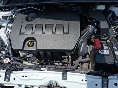 Used 2019 Toyota Corolla LE image 29