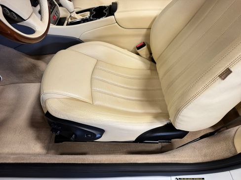 Used 2011 Maserati GranTurismo Convertible RWD image 43