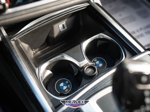 Used 2018 BMW 750i M SPORT LINE image 33