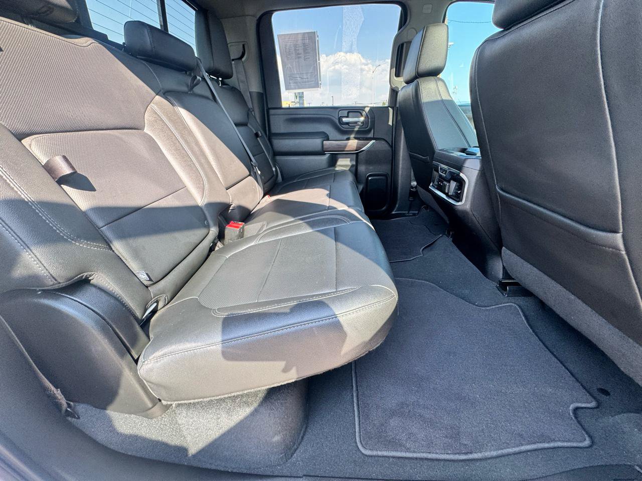 Used 2021 GMC Sierra 3500 SLT w/ SLT Convenience Package AWD/4WD image 31
