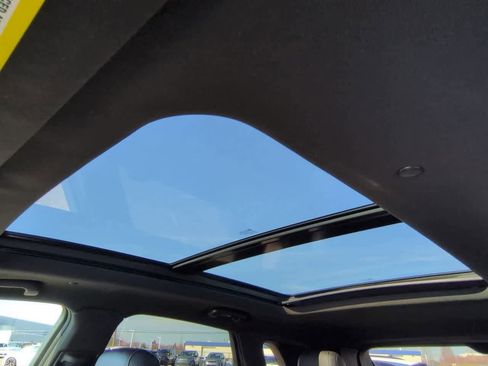 Used 2020 Cadillac XT5 Premium Luxury image 19