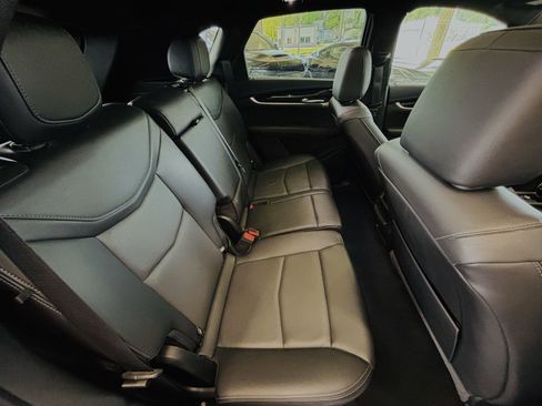 Used 2024 Cadillac XT5 Premium Luxury w/ LPO, Floor Liner Package AWD/4WD image 25