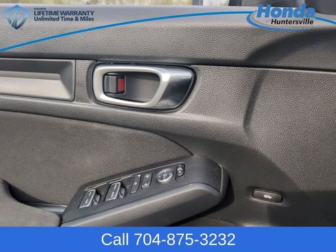 Used 2023 Honda Civic LX image 26