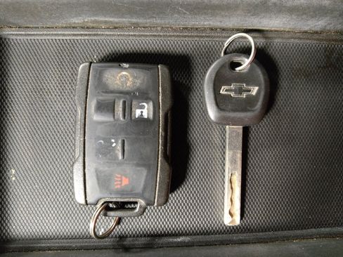 Used 2019 Chevrolet Silverado 1500 Custom w/ Custom Value Package image 32