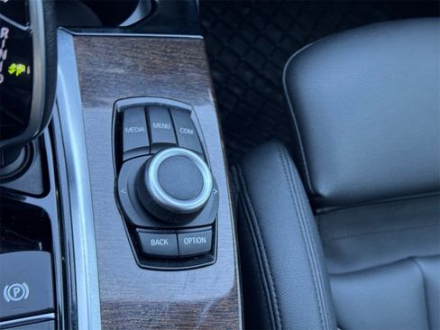 Used 2019 BMW X3 sDrive30i w/ Driving Assistance Package image 31