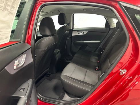 Used 2024 Kia Forte LXS image 37