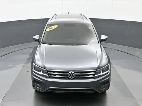 Used 2019 Volkswagen Tiguan SEL w/ 3rd Row Seat Package AWD/4WD image 36