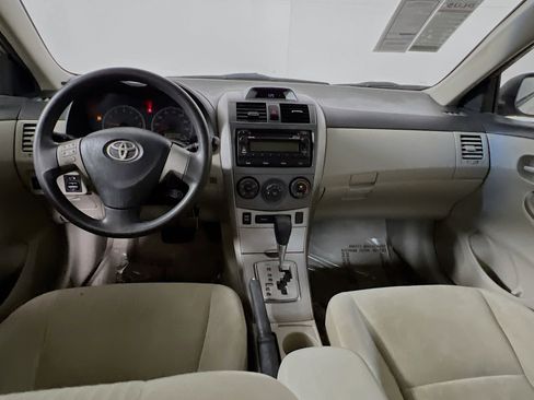 Used 2012 Toyota Corolla LE image 28