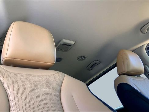 Certified 2024 Kia Carnival EX FWD image 14
