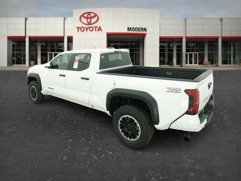 New 2026 Toyota Tacoma TRD Off-Road AWD/4WD image 11
