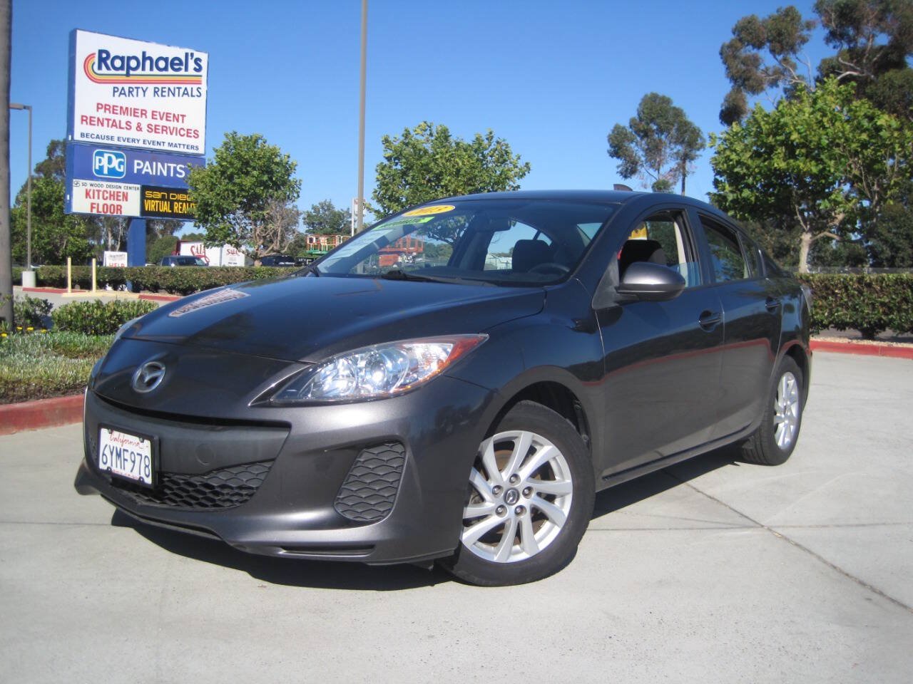 Used 2013 MAZDA MAZDA3 i Touring FWD image 1
