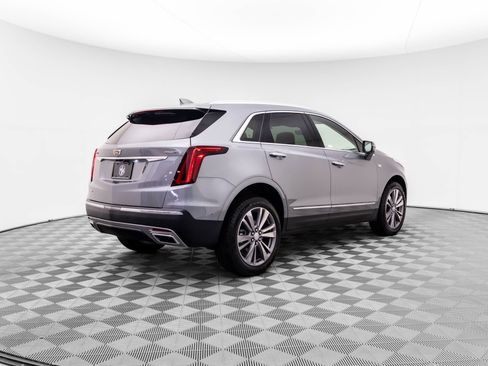 New 2025 Cadillac XT5 Premium Luxury image 8