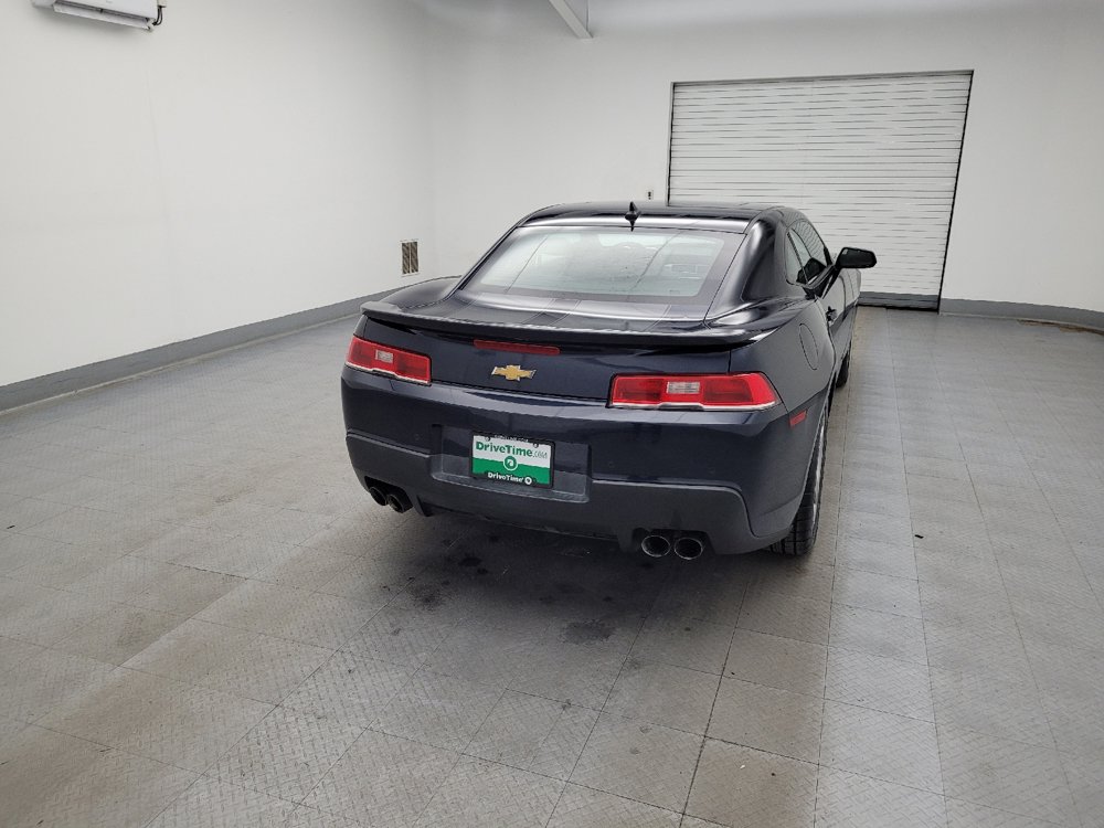 Used 2015 Chevrolet Camaro LT RWD image 7
