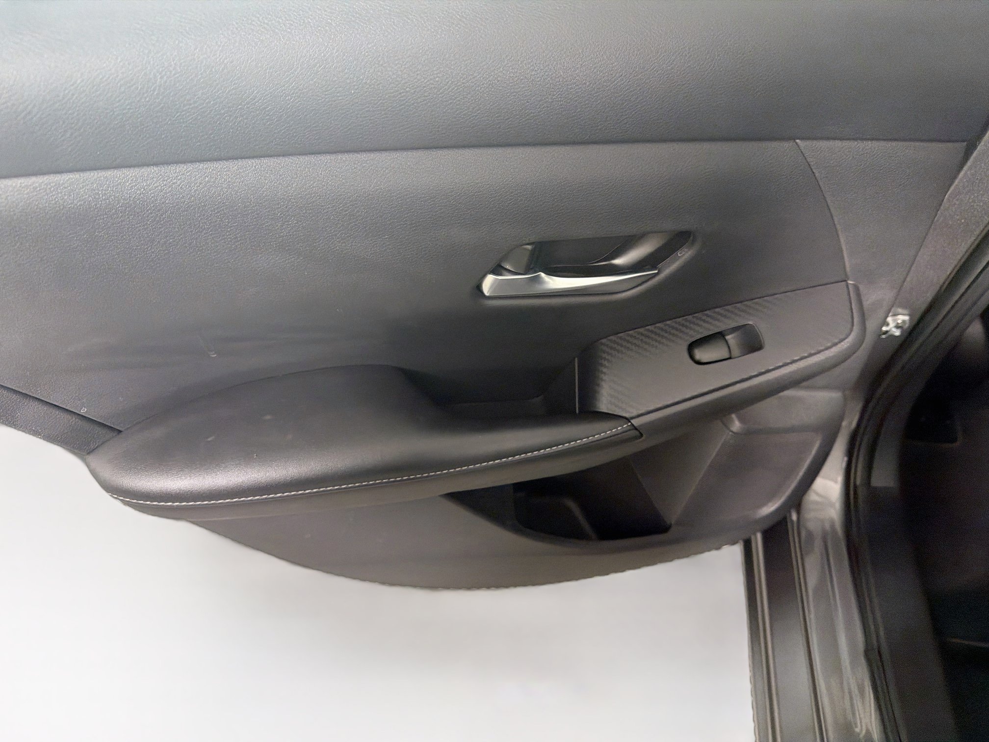 Used 2023 Nissan Sentra SV w/ All-Weather Package FWD image 24
