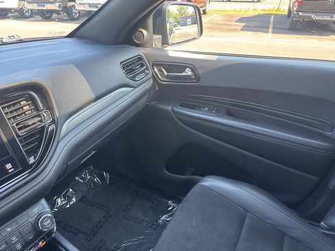 Used 2022 Dodge Durango GT image 29